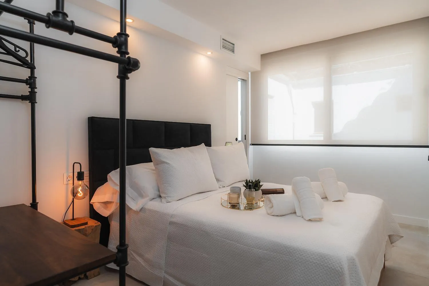 Mano De Hierro Apartment - Free Parking Granada